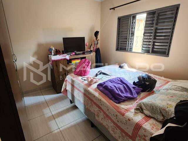 Casa para Venda em São Carlos - 3