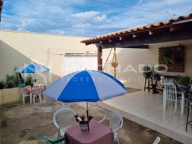 Casa para Venda em São Carlos - 4