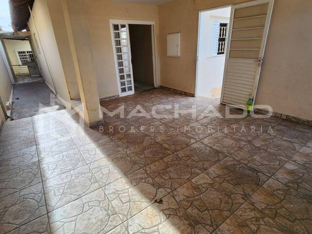 #130 - Casa para Venda em São Carlos - SP - 2