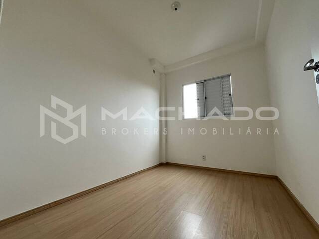 Apartamento para Venda em São Carlos - 5