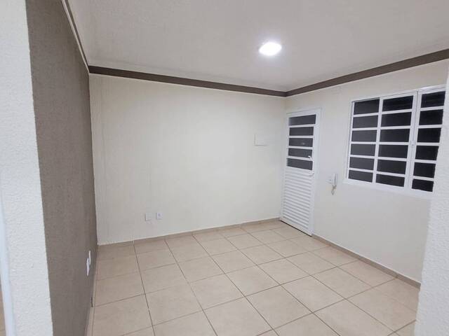Venda em Loteamento Residencial Eduardo Abdelnur - São Carlos