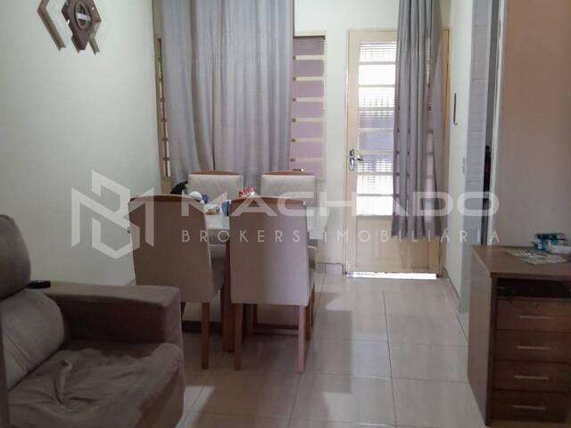 Casa para Venda em São Carlos - 2