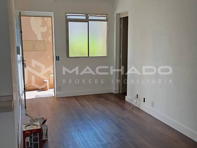 Apartamento para Venda em São Carlos - 2