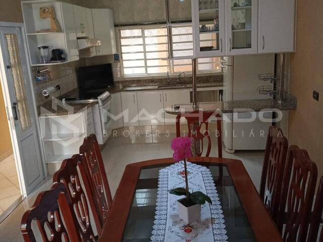 Casa para Venda em São Carlos - 3