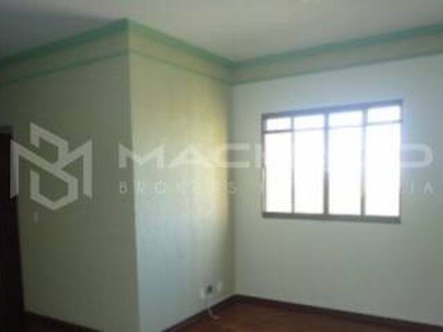 Apartamento para Venda em São Carlos - 2