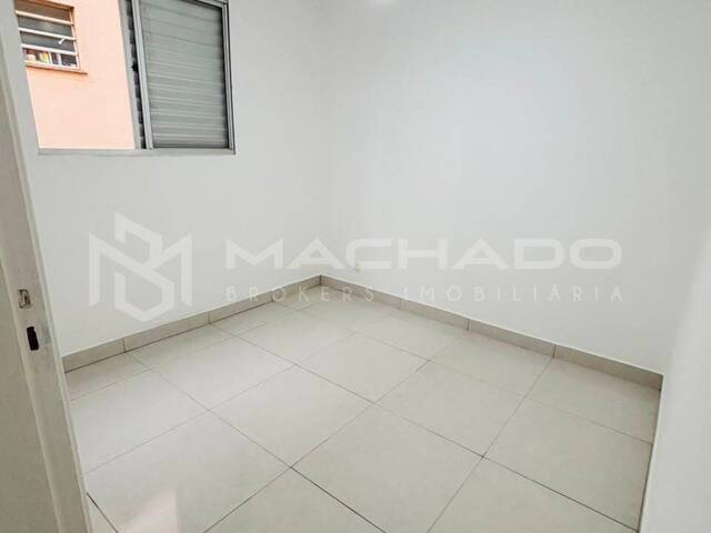 Apartamento para Venda em São Carlos - 4