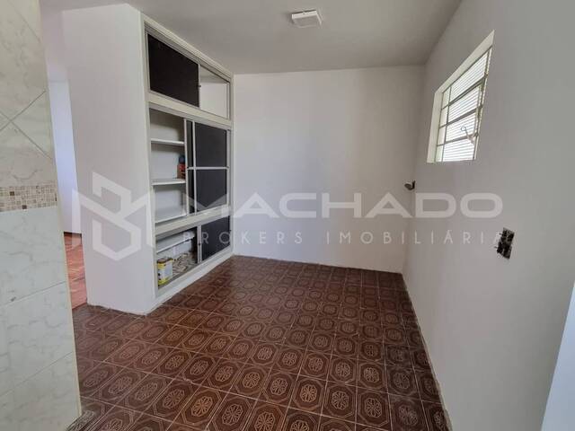 #399 - Casa para Venda em São Carlos - SP