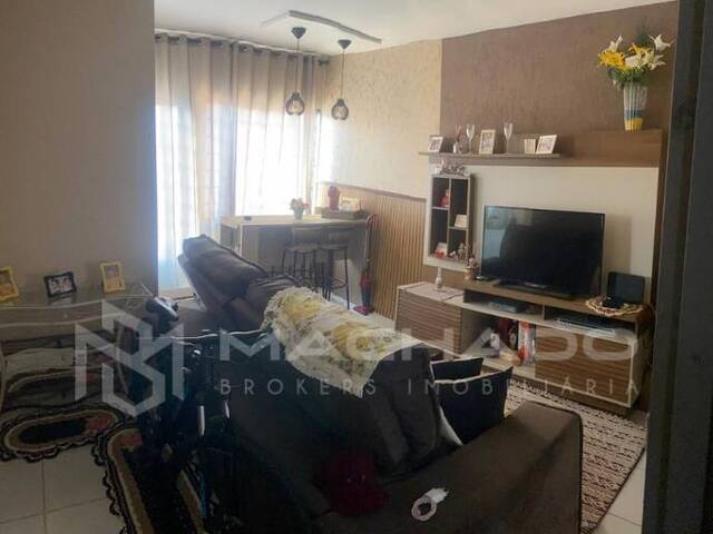 #400 - Casa para Venda em São Carlos - SP